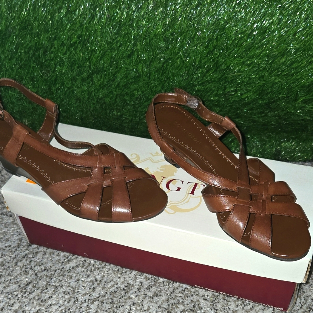 NEW IN BOX Elegant Brown Leather Sandals With Mini Wedge Sz 8